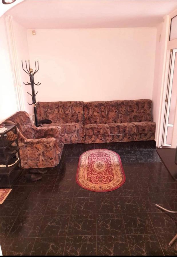 Ploiesti Ultracentral !!! Buitenkant foto